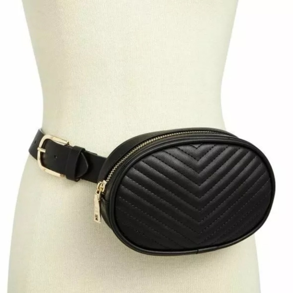 Steve Madden
Chevron Quilted Fanny Pack